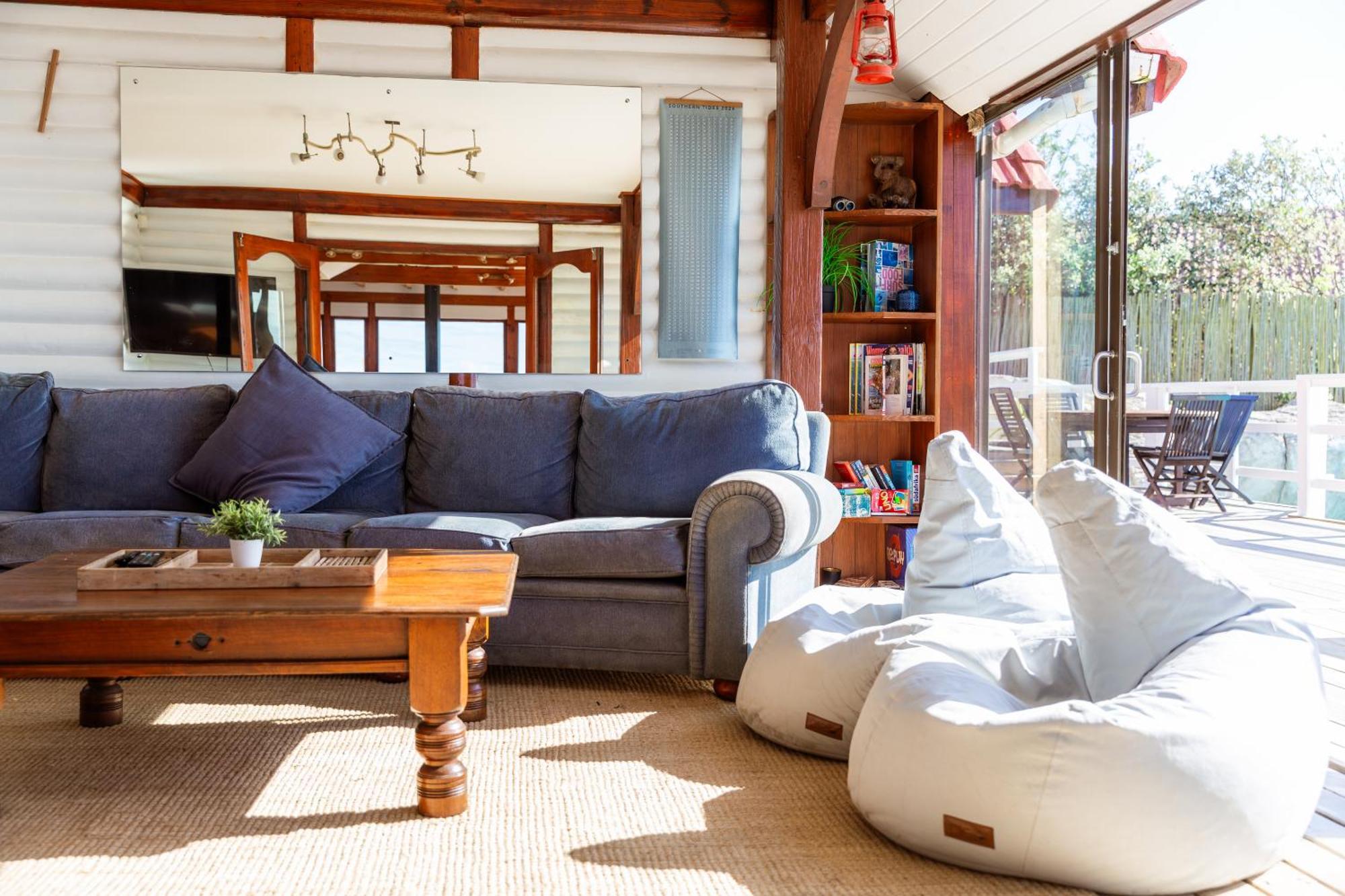 Surf Lodge South Africa Jeffreys Bay Exterior photo